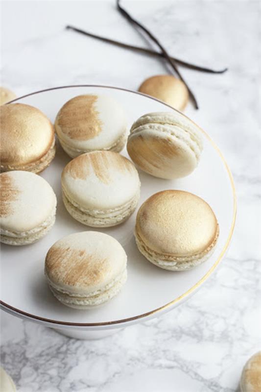 taiteelliset ranskalaiset macaronit vaniljan kanssa