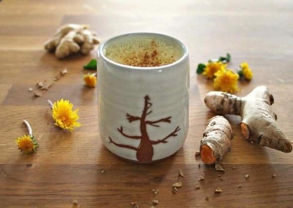 kurkuma latte voikukka tee terveellistä