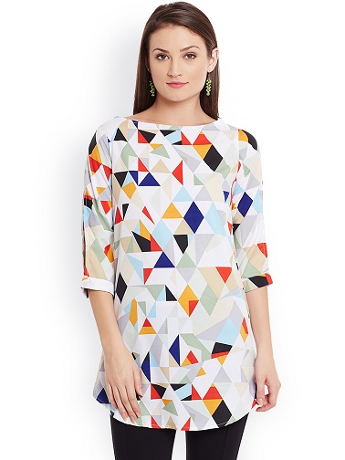 Rövid Kurti modern nyomtatással