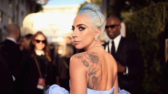 lady gaga takaisin tatuointipalloja lede