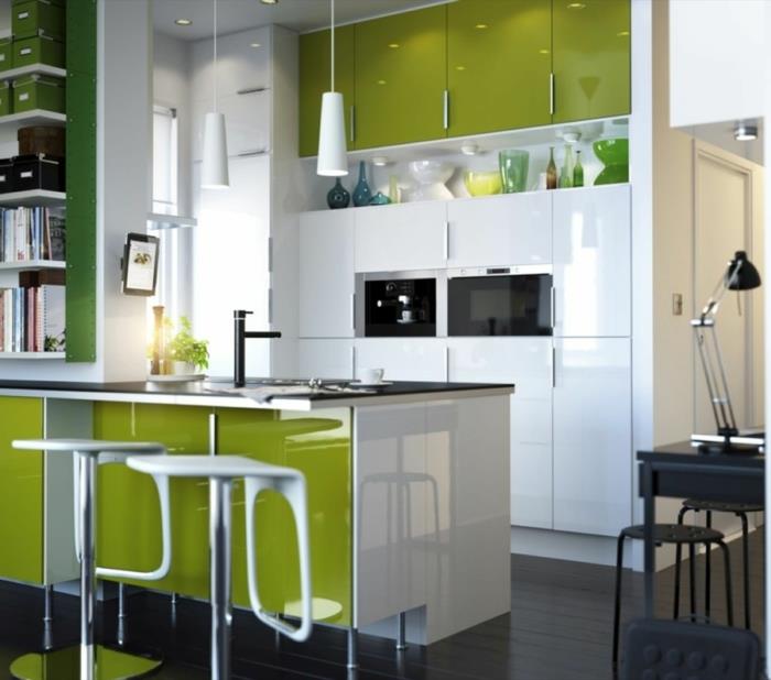 lamppu keittiö pieni keittiö vihreä aksentti peilipinnat