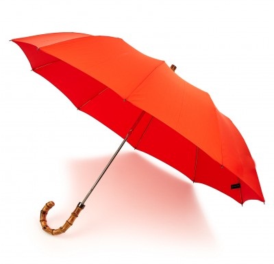 Enkle afslappede orange paraplyer