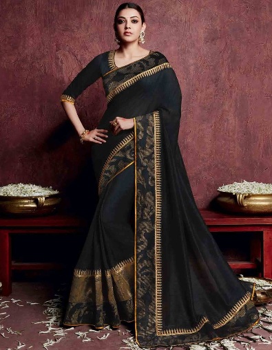 Kajal i Black Saree