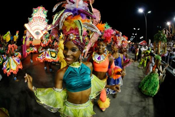 latino tanssii karnevaali havana kuuba