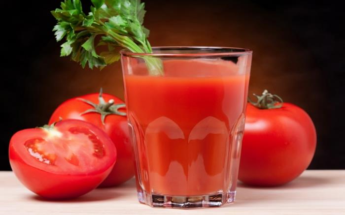 elää terveen terveen elämän tomaattimehu