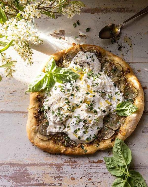 herkullinen pizza burrata -resepti