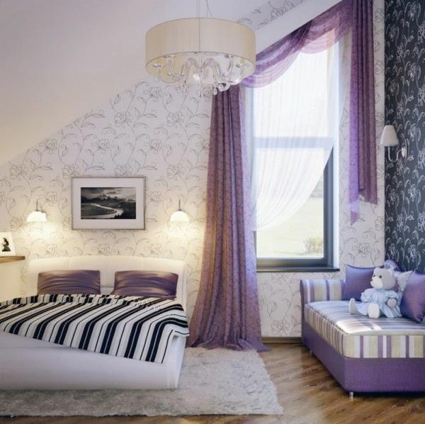 lampunvarjostimen tapetit verhot violetissa ikkunaverhoissa makuuhuoneessa