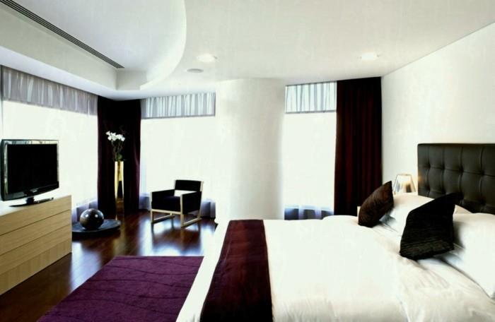 violetti matto kotiideoita makuuhuone kaunis katto