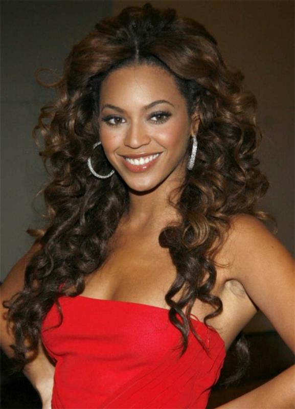 kiharat kampaus kampaukset kiharat hiukset muotitrendit beyonce