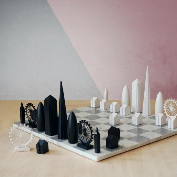 Lontoon shach -pelin häätbaari -idea