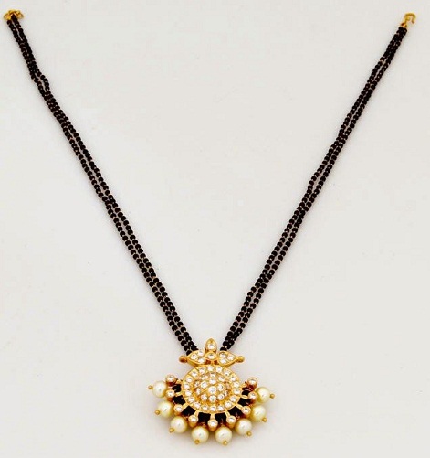 Sort lang mangalsutra