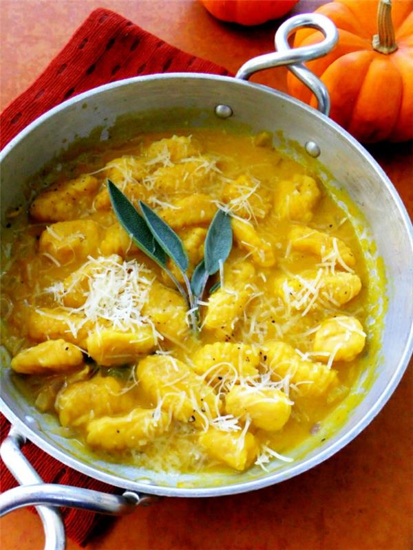 vähähiilihydraattiset reseptit kurpitsa gnocchi