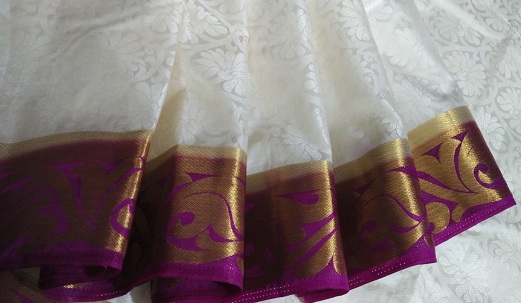 Dupion dombornyomott Saree