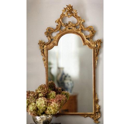 ylellisyyttä kultaisten lehtien koristeluun filigraaninen peilikehys barokkityyliin