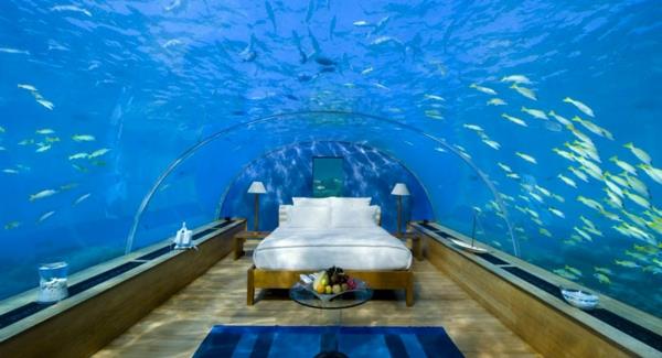 luksushotellit design loma -asunto Poseidon Undersea Resort Fiji