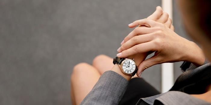 ylelliset kellot ostavat modernin naisen