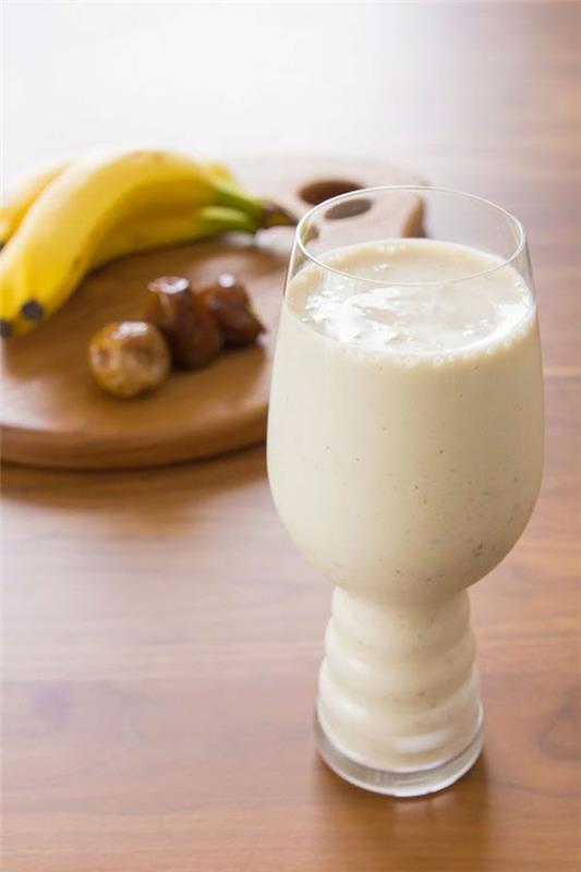 magnesiumvaikutus terveellinen syöminen hedelmät ja vihannekset banaanipirtelö