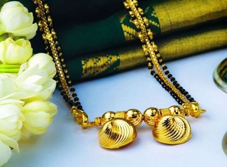 Shell Charm Maharashtrian Mangalsutra