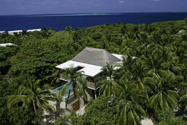 Malediivit loma perinteinen arkkitehtuuri kaksikerroksinen rakennus