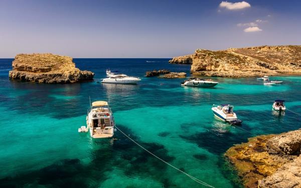 malta lomat kiviset rannat veneretkiä