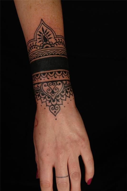 mandala tatuointi lotus mandala ranne