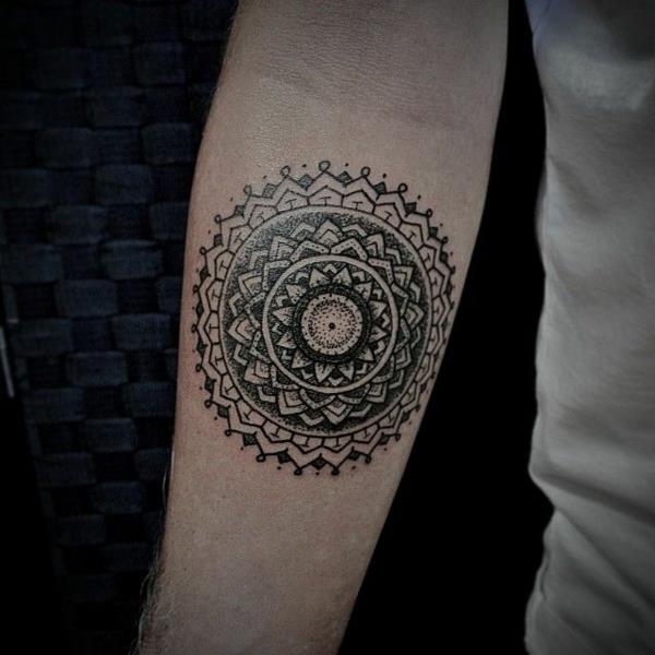 tatuointi mandala suunnittelu ympyrä