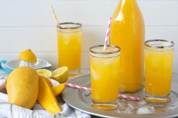 Valmista mango -limonadi jano