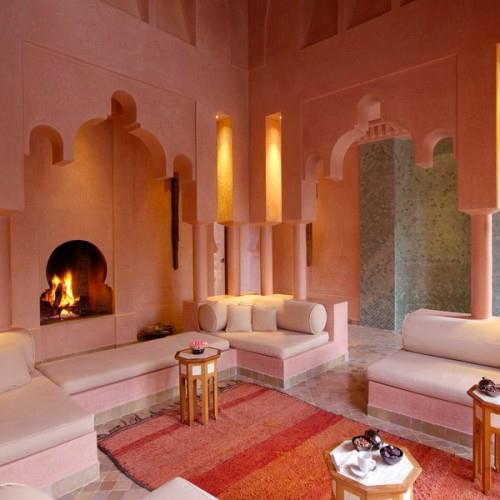 Marokon sisustus olohuoneen suunnitteluidea