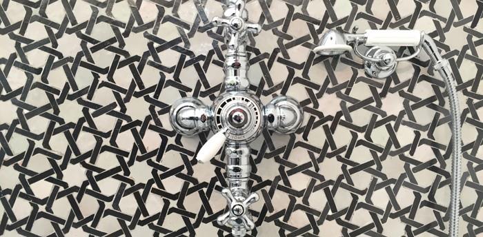 marokkolaiset laatat sementtilaatat sisustusideat asunnon suunnittelu ajattelevat eri tavalla mosaiikkilaatat luova seinäsuunnittelu suihku