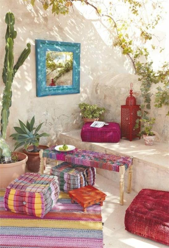 Marokon patio asetti lattiatyynyt