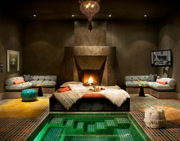 marokkolainen talon kylpyamme smaragdinvihreällä laatalla