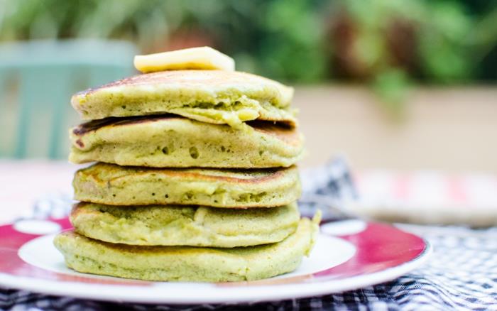 matcha -tee terveellisiä pannukakkuja