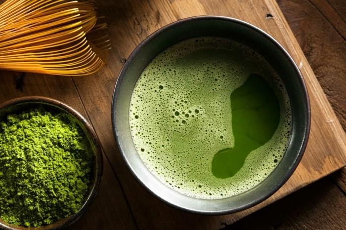 matcha-tee japanilainen terveellinen nouto