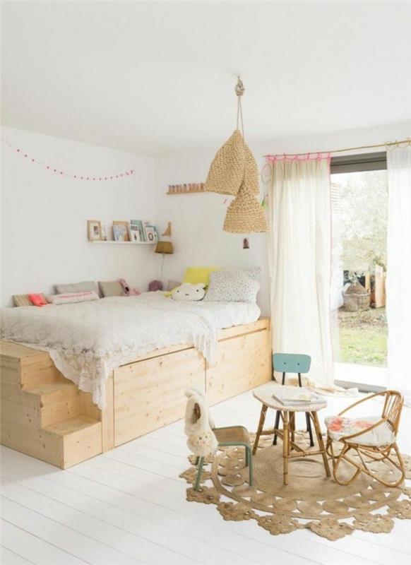 huonekalut lastenhuone pyöreä matto puinen sänky portaat säilytystilaa