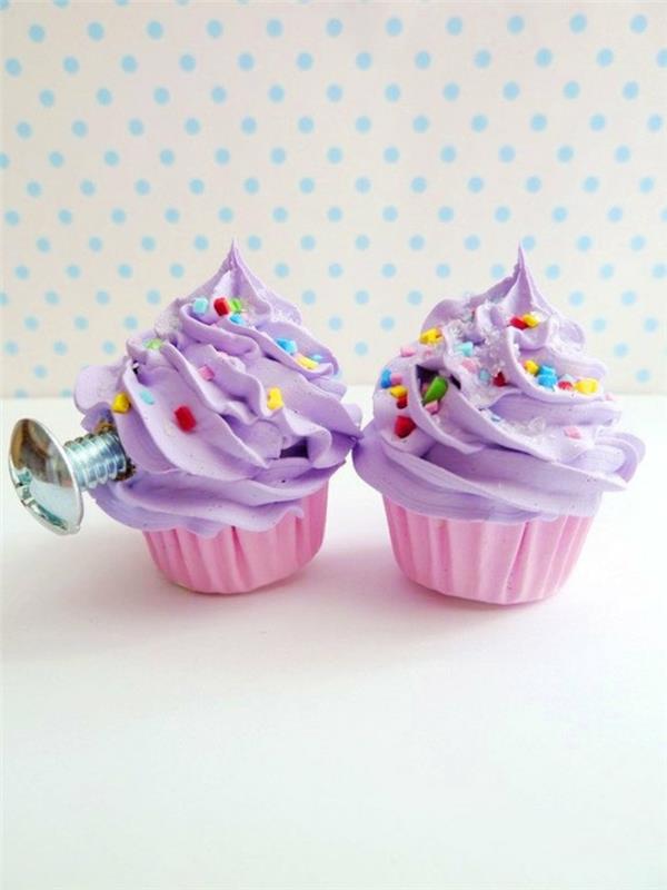 huonekalunupit cupcakes muovi violetti saha sokeri sprinkles