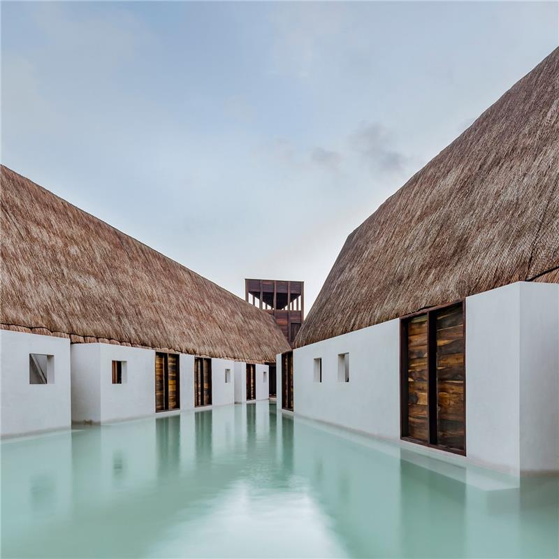 Meksiko moderni arkkitehtuuri vedellä
