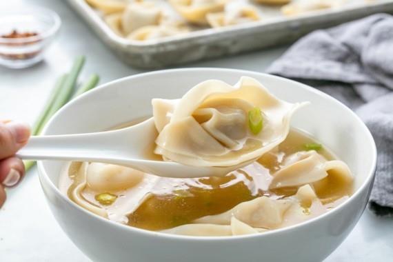 mieto wonton -keitto