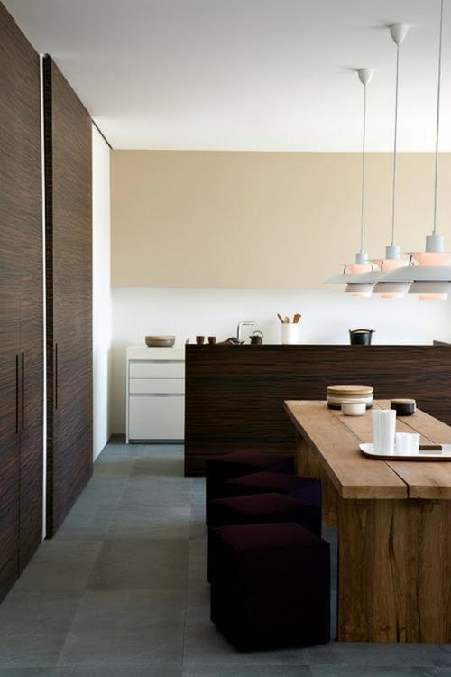 minimalistinen keittiö ruokasali puinen kattokaappi sisäänrakennettu