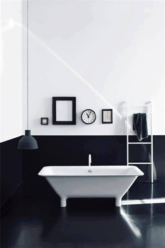 minimalistiset kylpyhuoneideat kylpyammeen mustat pinnat