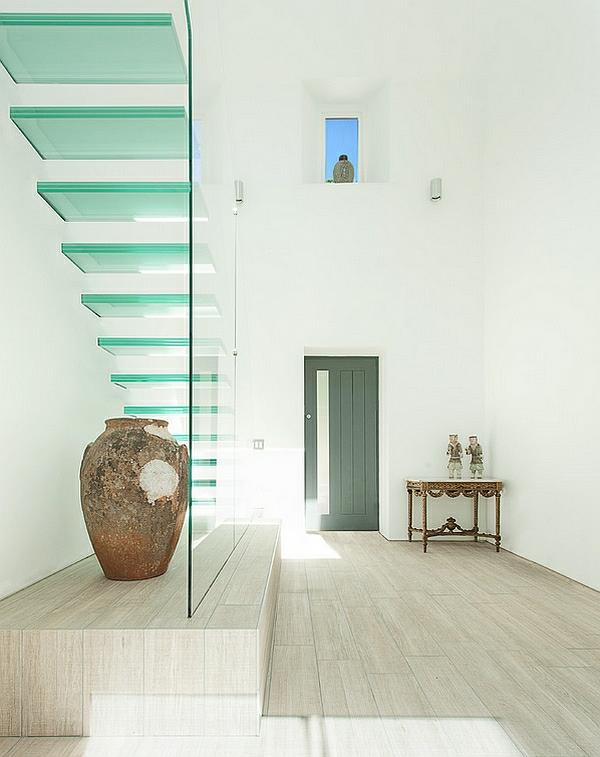 minimalistiset sisustusideat kelluvat portaat lasikoristelu