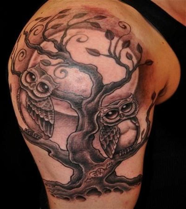 tatuoinnit olkavarren tatuointiideoita 2 pöllö puu