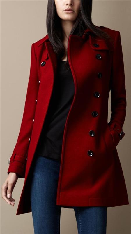 modernit naisten takit nykyiset trendivärit tummanpunainen