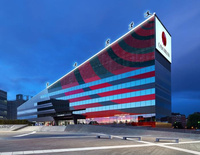 moderni-arkkitehdit-fabio-novembre-rakennus-casa-milan-jalkapallomuseo