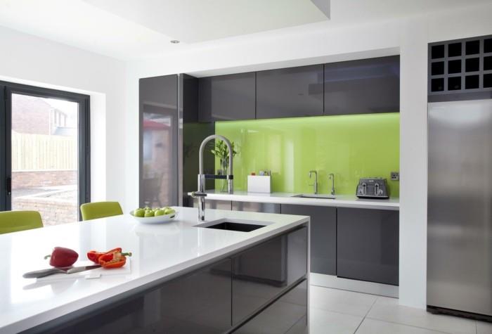 nykyaikaiset keittiöt varmistavat värin kontrastit keittiössä