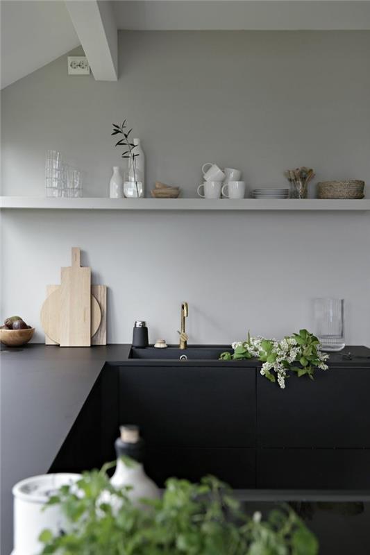 modernit keittiöt musta matta keittiökalusteisiin ja valkoisiin seiniin
