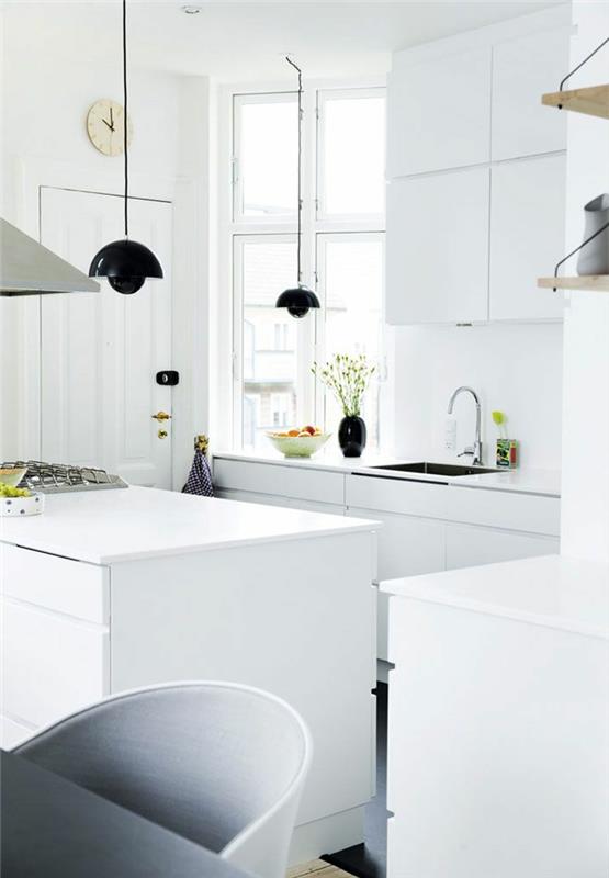 modernit keittiöt valkoiset mustat kattovalaisimet