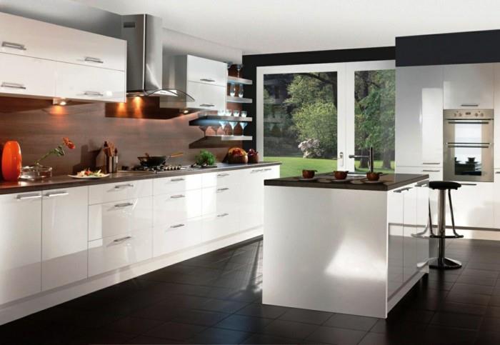 Suunnittele modernit keittiöt valkoiseksi mustaksi