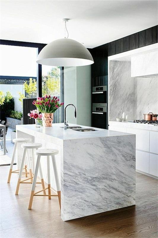 Moderni valkoinen keittiö valkoinen kiiltävä marmorinen keittiösaari