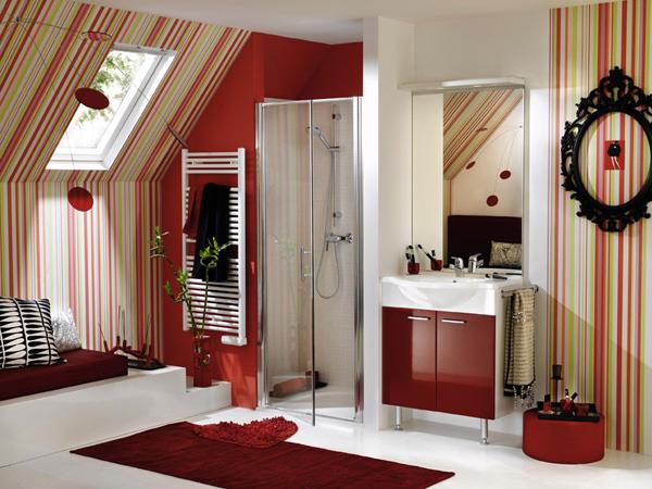moderni punainen sisustus seinärakennus valkoiset raidat kuvio kylpyhuone