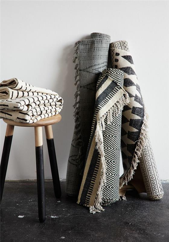 moderni maalaistyylinen matto ulkomatto